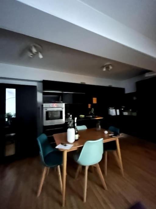 Lumineux A Belair Appartement